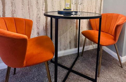 High Rise Apartment - Photo 7