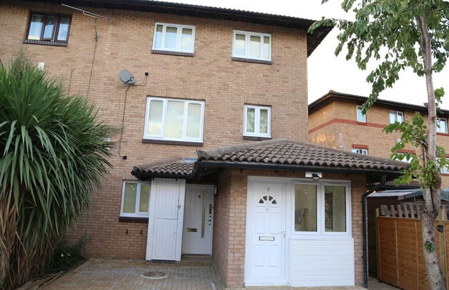 Budget 4-bedrooms In Thamesmead - Foto 1