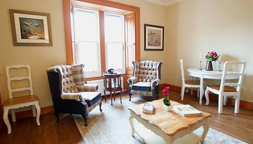 JOIVY Gorgeous Two Bedroom Apartment With Castle Views - Foto 4