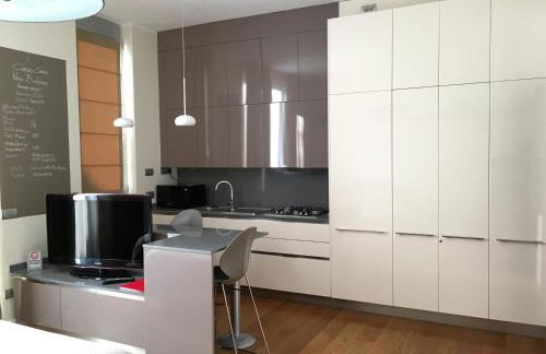 Corso Como - New Building Apartment - Photo 10