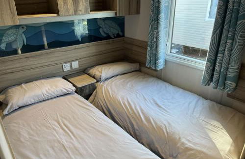 Rockley Park Private Holiday Homes - Photo 10