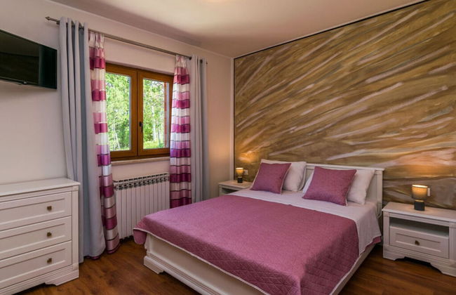 Villa Montebello - Photo 2