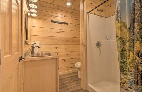 Rural White Sulphur Springs Getaway w/ Deck! - Foto 19