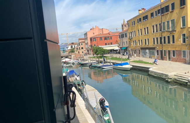 Victoria Studio - Photo 18