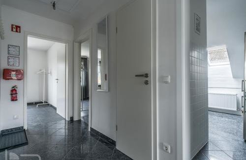 Voll ausgestattete Apartments mit Einzelbetten - Küche - WLAN - PKW-Parkplatz - Foto 63