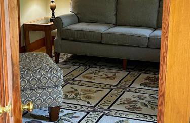 Art and Book Lovers - Photo 5