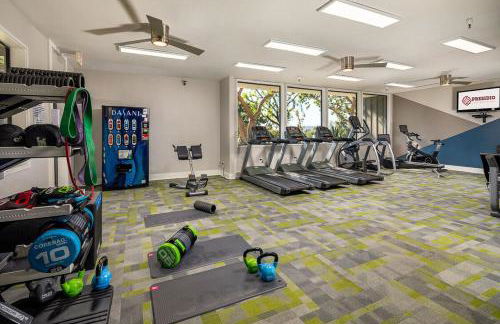 Huge Oceanside Private 2BR Apartment-Pool-Gym-Spa - Photo 23