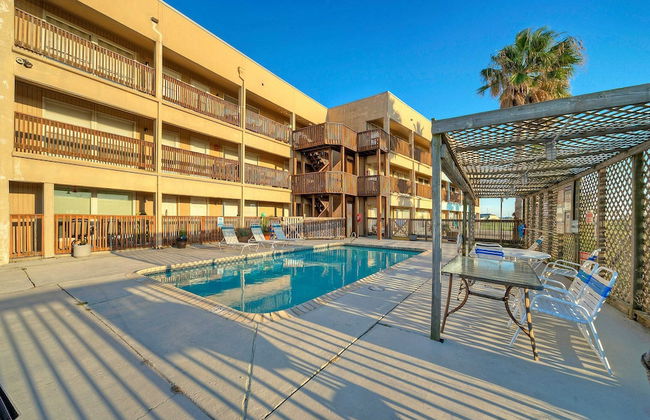 Minutes to the Beach, Pool, Balcony w/ Nature Views Compass 17 by Avantstay - Photo 28