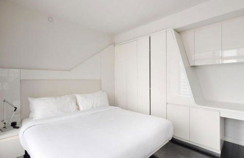 Financial District 1br w WD gym elevator NYC-1369 - Photo 6