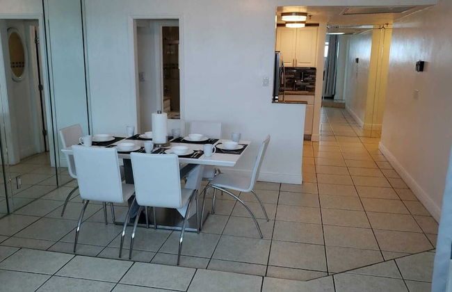 Castle Beach Club Apartments - Photo 76