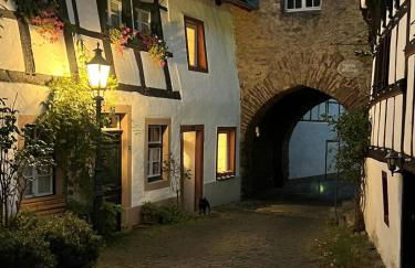 Am Hirtenturm, anno 1397, auf der Quelle der Ahr - Photo 30