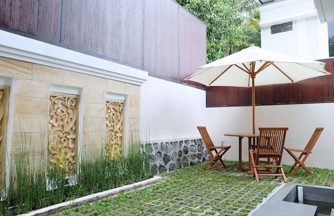 Villa Jogja Grand Bale with Private Pool by Simply Homy - Foto 34