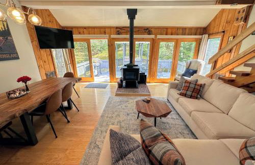 43TV peaceful mountain retreat fireplace firepit large yard WiFi - Foto 10