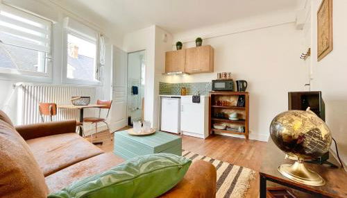 Le Mans - Au Calme - Stationnement Facile - Proche Centre Ville et Gare - Foto 2