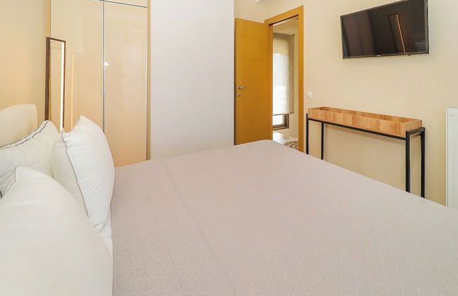 Luxurious 4-bedroom Villa With Private Pool in Kassandra, Halkidiki - Photo 5