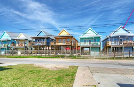 Waterfront Shared Pool w/ Bay Views, Boat Dock Oscar's Lodge by Avantstay - Foto 84