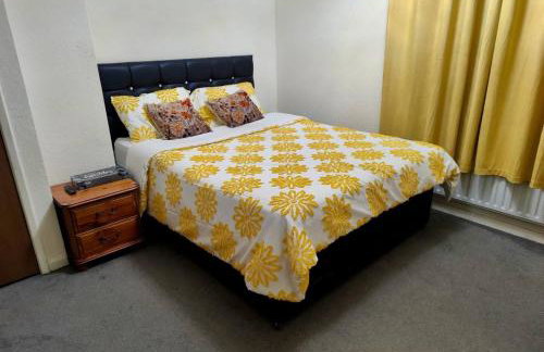 Peterborough Nice House with garden free parking - Foto 14