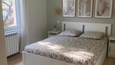 T3 rénové, jardin parking & garage privé, proche centre - Foto 5