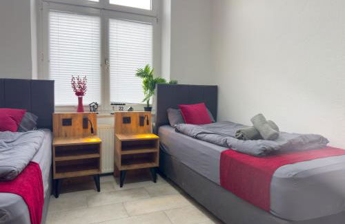 Serviceroom24 - Apartment 6 in Recklinghausen Hoch WLAN - Smart-TV - 24-7 Check-in und Küche - Foto 13
