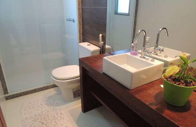 Ótima Casa com Vista para a Praia de Manguinhos - Foto 36