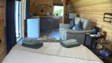 Waterloo Sunset - Photo 4