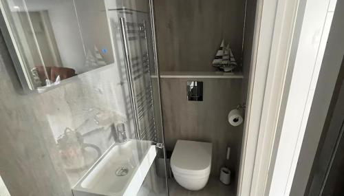 River Studio Sleeps 2 with Parking & Dog Friendly - Foto 3