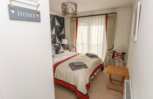 Yacht Haven View - Photo 12