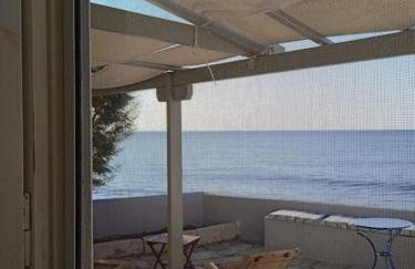 Cozy Beachfront Escape in Lilikas - Foto 13