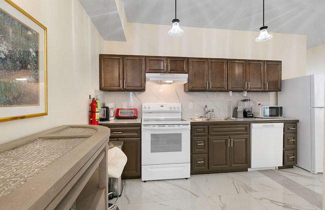 Stunning Condos Near French Quarter - Foto 42