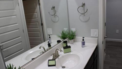 Modern Desert Retreat w AC & Mountain Views - Foto 4