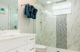 Greenlinks at Lely Luxury White Orchid Fully Renovated Modern 1st floor 3bdr Golf Resort Villa - Photo 25