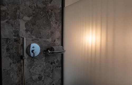 Elpis Studio Apartments - Photo 16