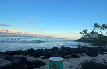 Direct oceanfront Magic Sands beach condo - Pool, AC, 2B2B, sleeps 6 - Foto 43