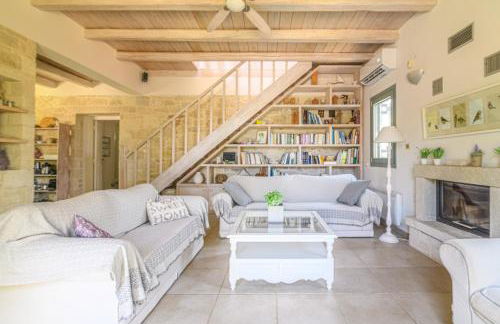 Delightful Seaside Villa - Foto 22