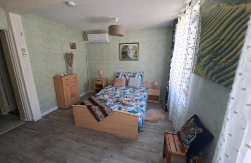 petite maison dans village de caractére - Foto 15