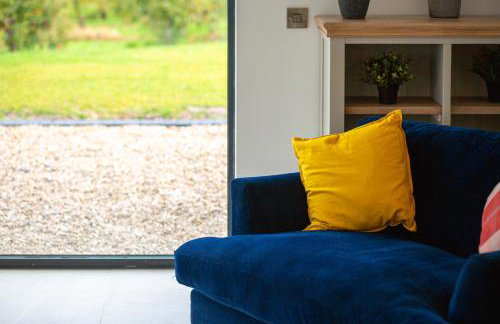 Beautiful Barn Conversion - Orchard Escape for 12! - Foto 6