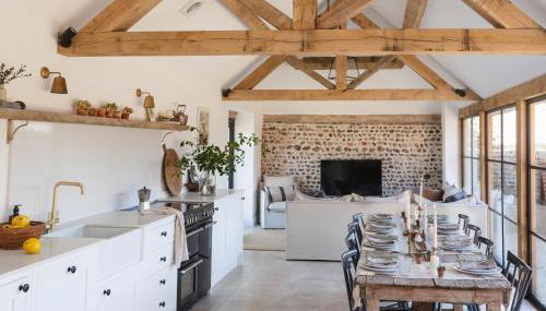 Luxury converted thatched barn near Chichester - Foto 1