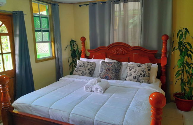 Pinard's Mountain Resort - Cottage 10 - Photo 1