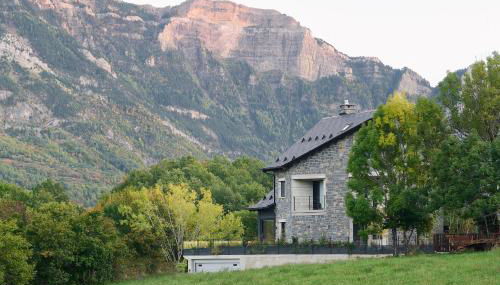 Casa de la paz en el Valle de Tena - Foto 3