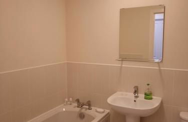 Crystal Apartments - Photo 15