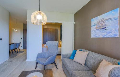 Boddenluemmel in der Seefahrtschule - Foto 6