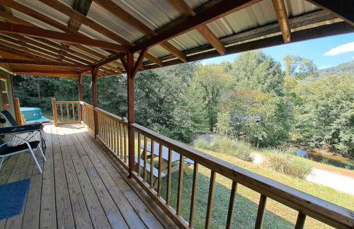 Covered Bridge Hideaway, swimming hole hot tub - Foto 2