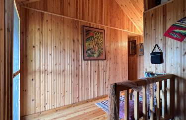 Traditional Wooden Apartment - Photo 12