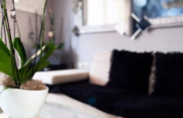 Diamond City Lux Apartment - Photo 15