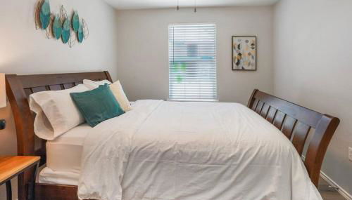 Cozy Two Bedroom Home Minutes from Downtown! - Foto 4