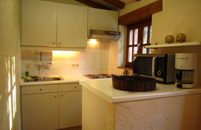 Cosy and Snug Holiday Home With Joint Swimming Pool - Foto 7