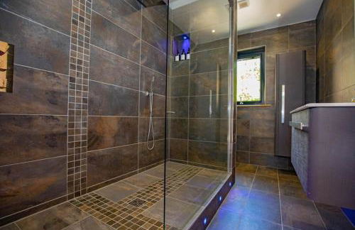 Tresillian Lodge Waterfront, Forest, Hot tub,Sauna - Foto 25