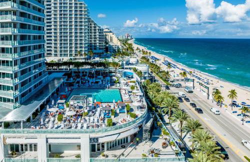 Oceanview Luxury, Resort Access, Sleeps 6 2BR 2BA - Vista Mar by HomeStakes Stays - Foto 55