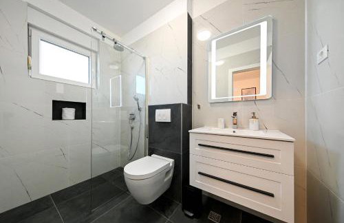 Villa Nostro Porto with pool - Photo 30