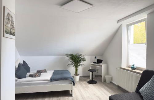 Möbliertes Apartment in Herne-Mitte mit Parkplatz, Arbeitsplatz, WLAN- Super Anbindung an Autobahnen und ÖPNV -Für 1bis 3 Personen - Foto 12